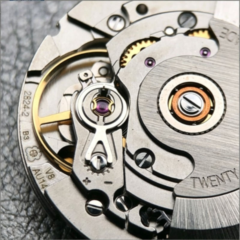 Watch V8 - 2824-2 Eninga Belo v8 認定ムーブメントアセンブリ時計アクセサリーケース用部品
