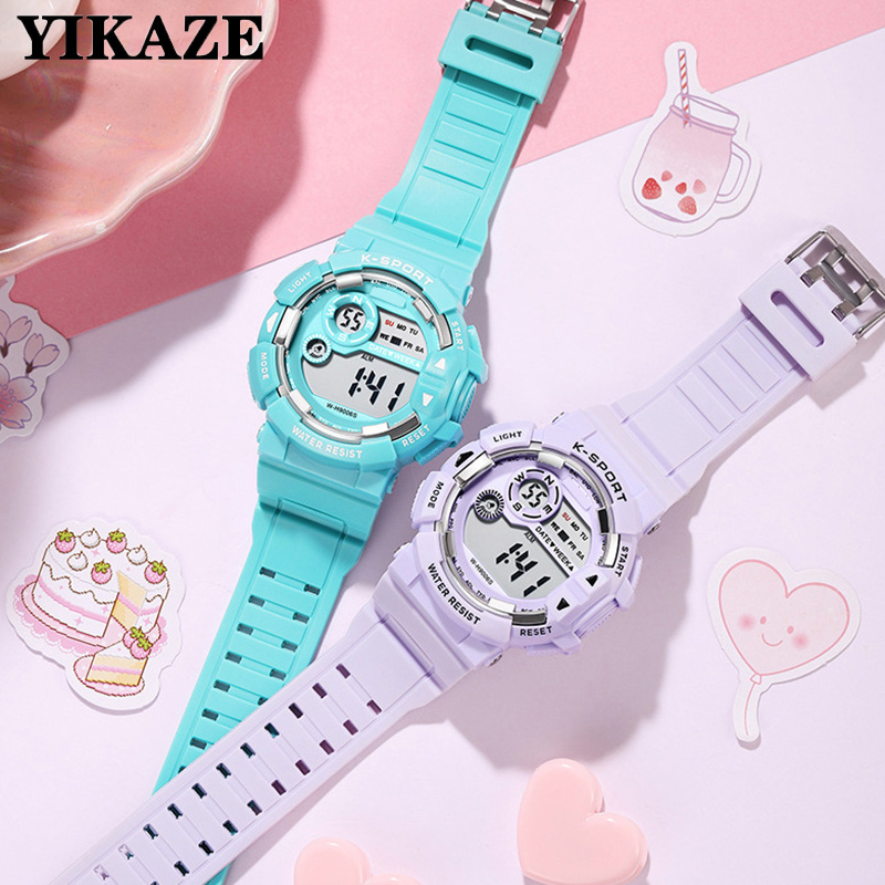 YIKAZE キッズ腕時計ファッション発光防水目覚まし時計腕 - Smartwatch Digital Watches For Kid Boy With Alarm のレビューと価格